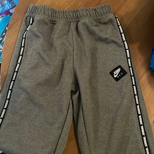 Boys Jordan Joggers! 👟